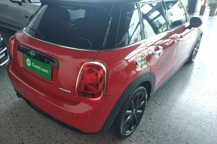 Used MINI 2018 1.5T COOPER Artist Five-Door Edition Rear Right 45 Deg