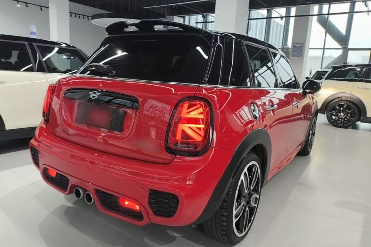 Used MINI 2018 2.0T COOPER S Racing Edition 5-door model Rear Right 45 Deg