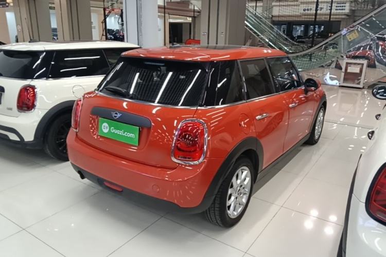 Used MINI 2018 1.5T ONE Five-Door Edition Rear Right 45 Deg