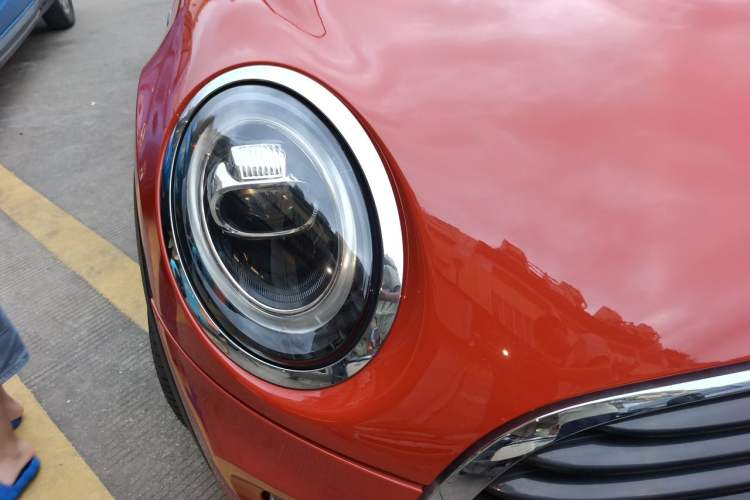 Used MINI 2018 1.5T COOPER Classic Edition Right Front Headlight