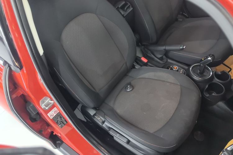 Used MINI 2018 1.5T ONE PLUS Five-Door Edition Right Front Seat