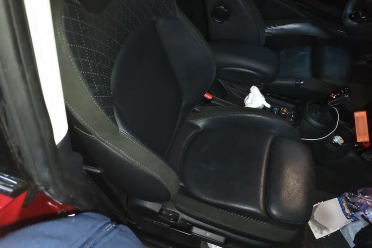 Used MINI 2018 1.5T COOPER Artist Right Front Seat