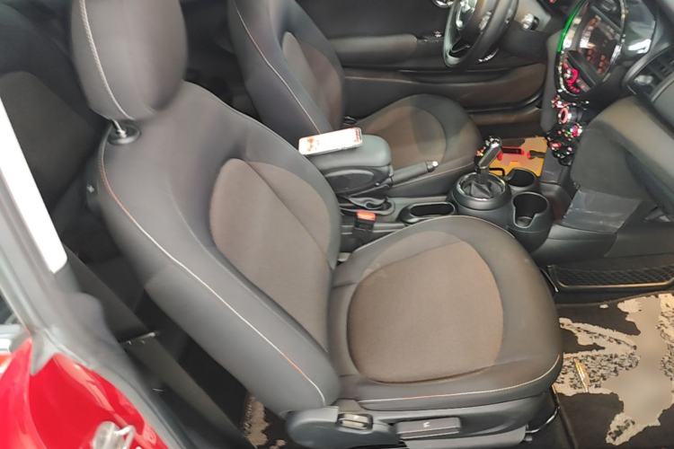 Used MINI 2018 1.5T ONE Right Front Seat