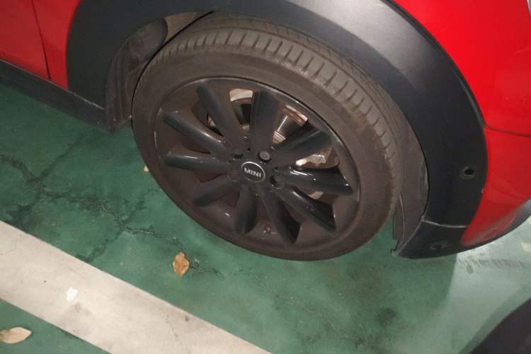 Used MINI 2018 1.5T COOPER Artist Right Front Wheel Hub