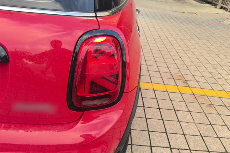 Used MINI 2018 2.0T COOPER S Classic Edition Right Rear Taillight