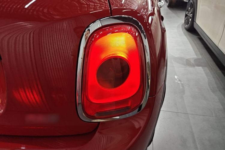 Used MINI 2018 1.5T ONE PLUS Five-Door Edition Right Rear Taillight