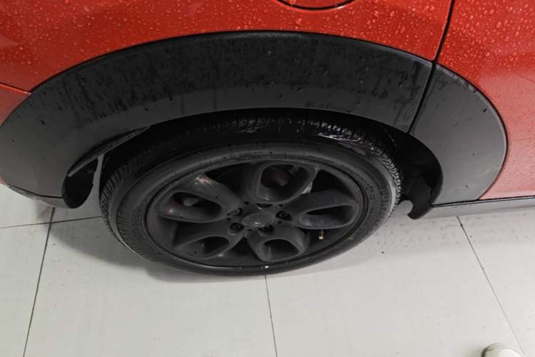 Used MINI 2018 1.5T ONE Five-Door Edition Right Rear Wheel Hub