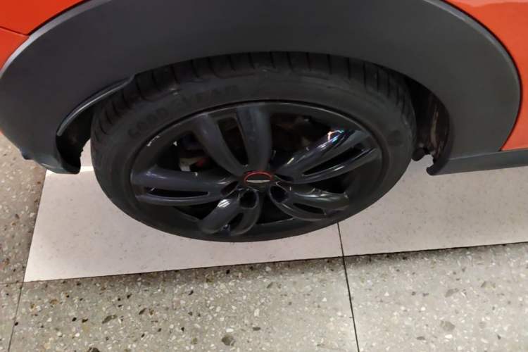 Used MINI 2018 2.0T COOPER S Classic Edition Right Rear Wheel Hub