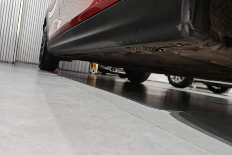 Used MINI 2018 1.5T ONE PLUS Five-Door Edition Right Side Sill