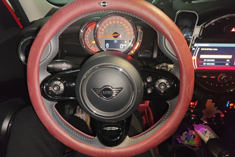 Used MINI 2018 1.5T COOPER Artist Five-Door Edition Steering Wheel