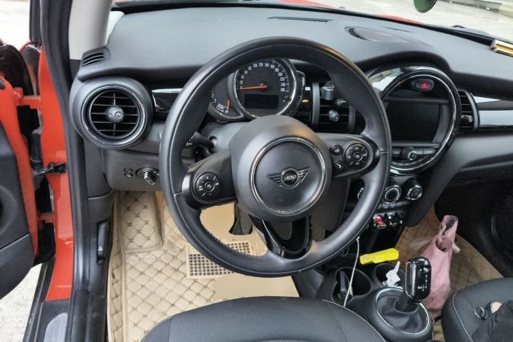 Used MINI 2018 1.5T ONE PLUS Steering Wheel