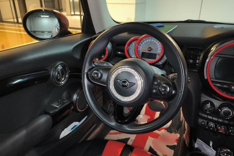 Used MINI 2018 1.5T ONE PLUS Steering Wheel
