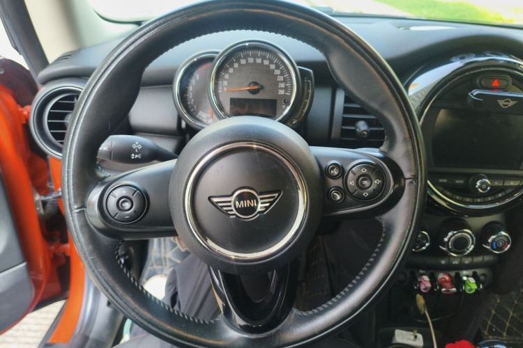 Used MINI 2018 1.5T ONE Steering Wheel