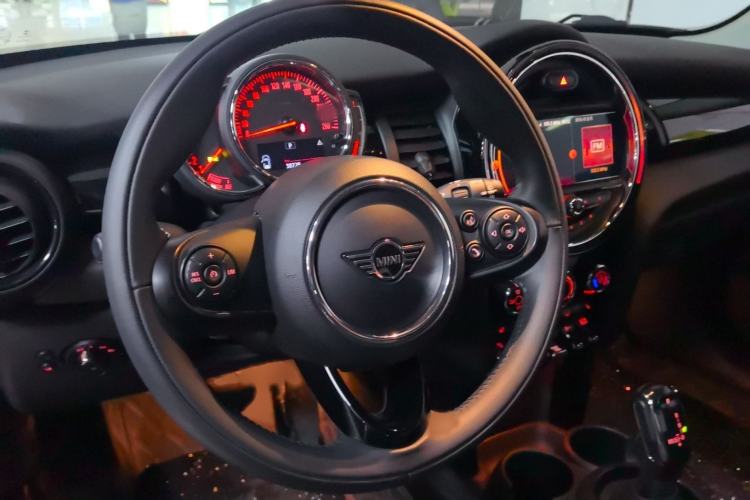 Used MINI 2018 1.5T COOPER Classic Edition Steering Wheel