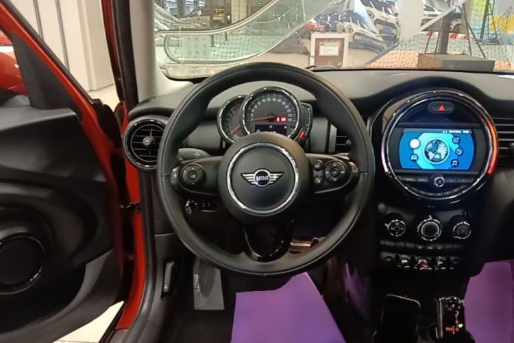 Used MINI 2018 1.5T ONE Five-Door Edition Steering Wheel