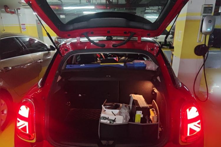 Used MINI 2018 1.5T COOPER Artist Five-Door Edition Trunk