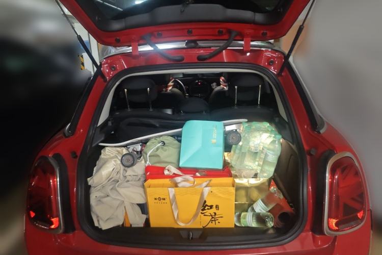 Used MINI 2018 1.5T COOPER Classic Edition Five-Door Version Trunk