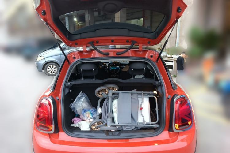 Used MINI 2018 1.5T COOPER Classic Edition Trunk