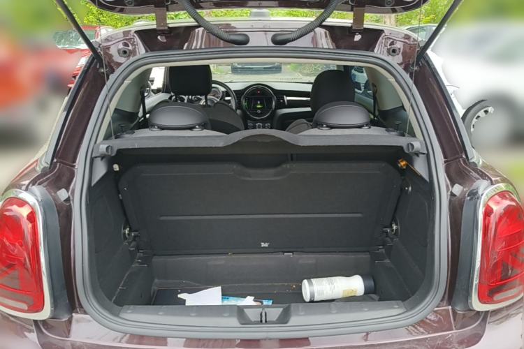 Used MINI 2018 1.5T COOPER Classic Edition Trunk