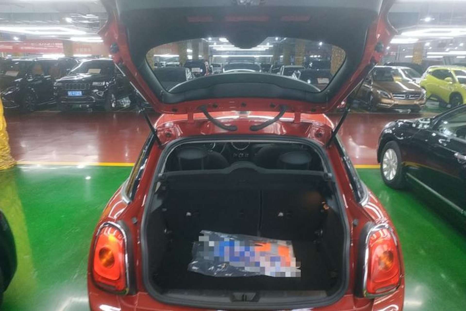 Used MINI 2018 1.5T ONE PLUS Five-Door Edition Trunk