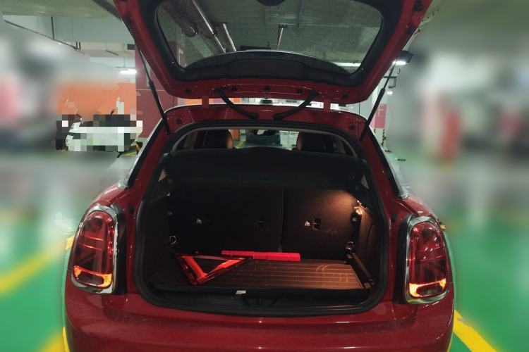 Used MINI 2018 1.5T COOPER Artist Five-Door Edition Trunk