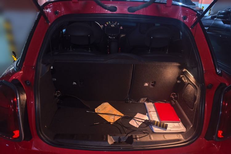Used MINI 2018 2.0T COOPER S Racing Driver Trunk