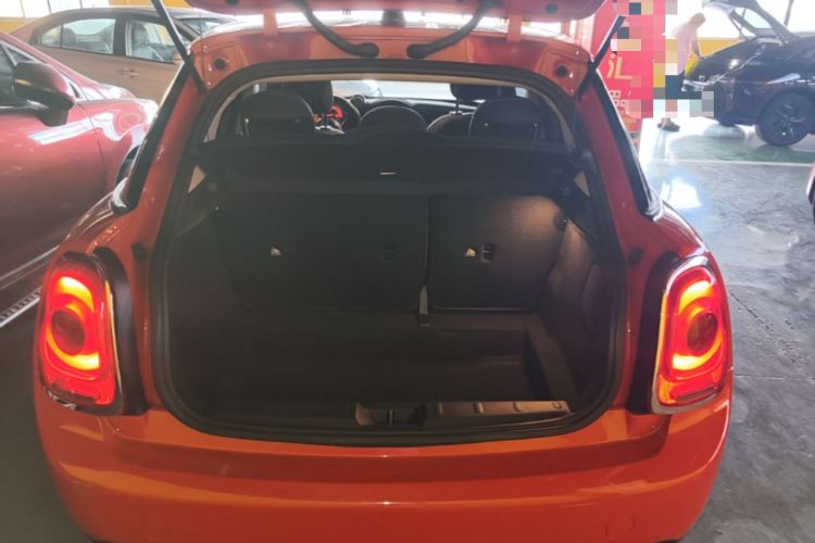 Used MINI 2018 1.5T ONE Five-Door Edition Trunk