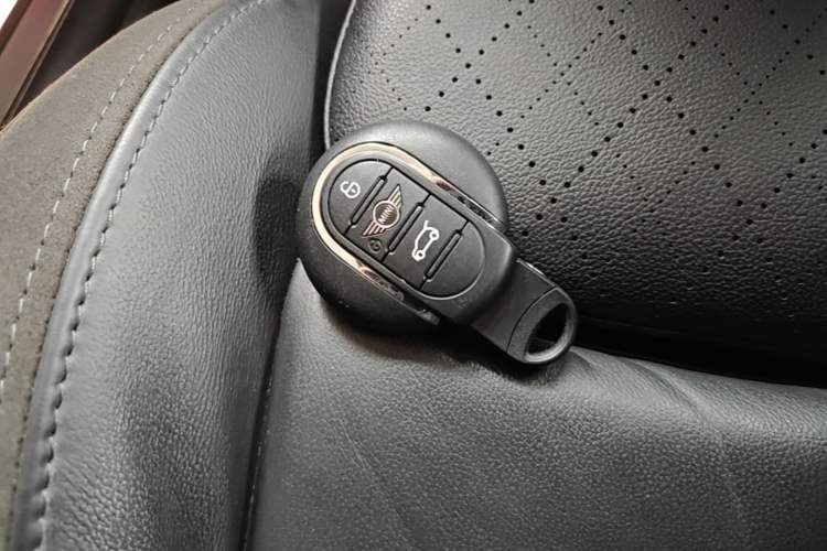 Used MINI 2018 1.5T COOPER Artist Vehicle Key