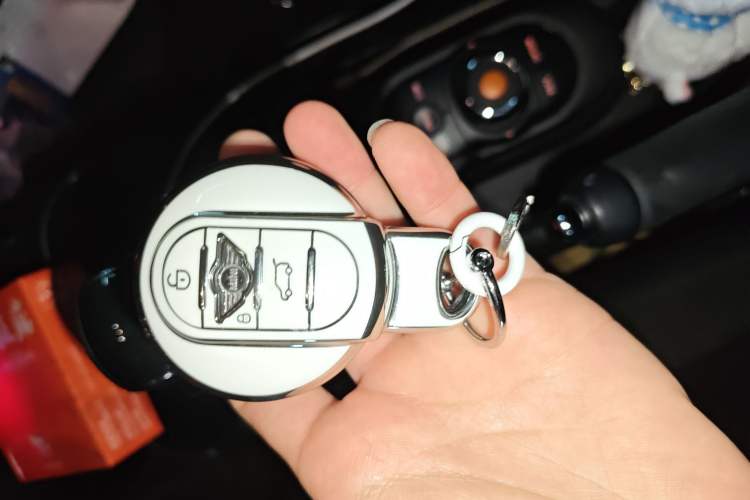 Used MINI 2018 1.5T COOPER Artist Vehicle Key