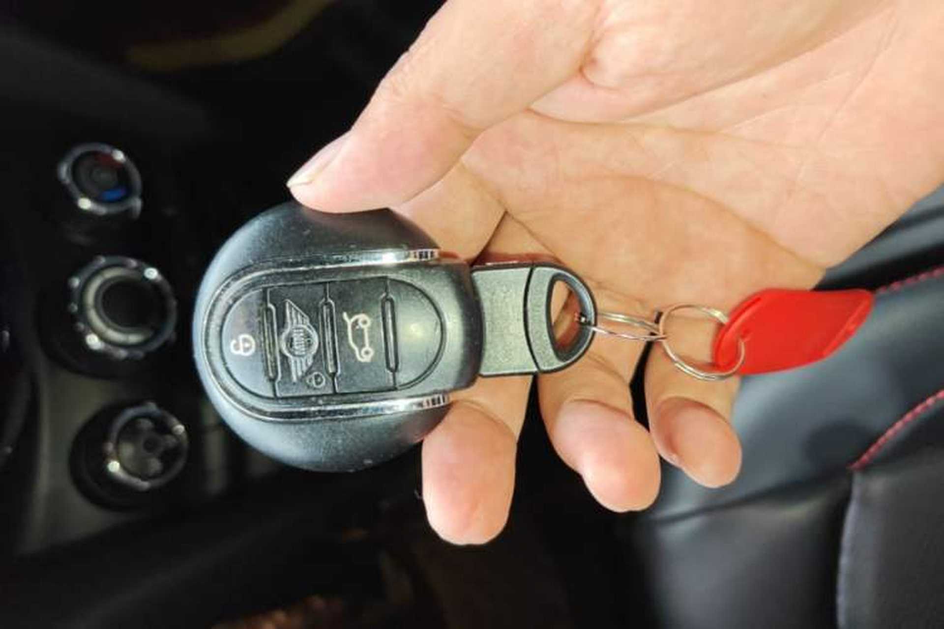 Used MINI 2018 1.5T ONE Five-Door Edition Vehicle Key