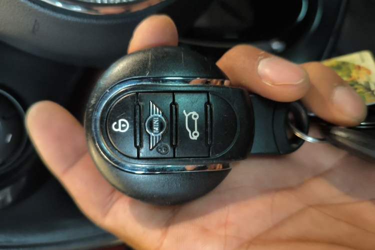 Used MINI 2018 1.5T ONE PLUS Vehicle Key