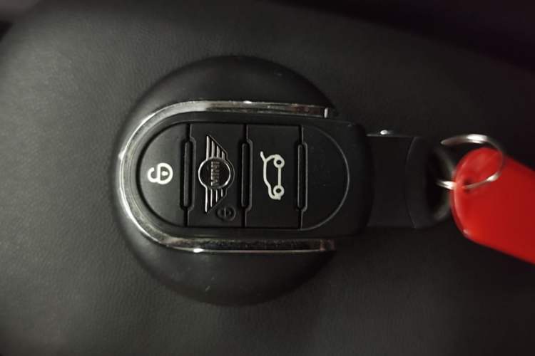 Used MINI 2018 2.0T COOPER S Artist Five-Door Edition Vehicle Key