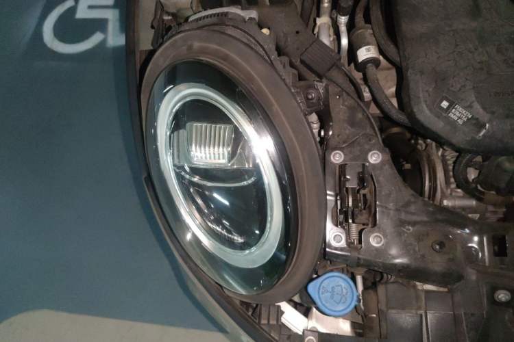 Used MINI 2018 1.5T COOPER Classic Edition Five-Door Version Engine Bay Right