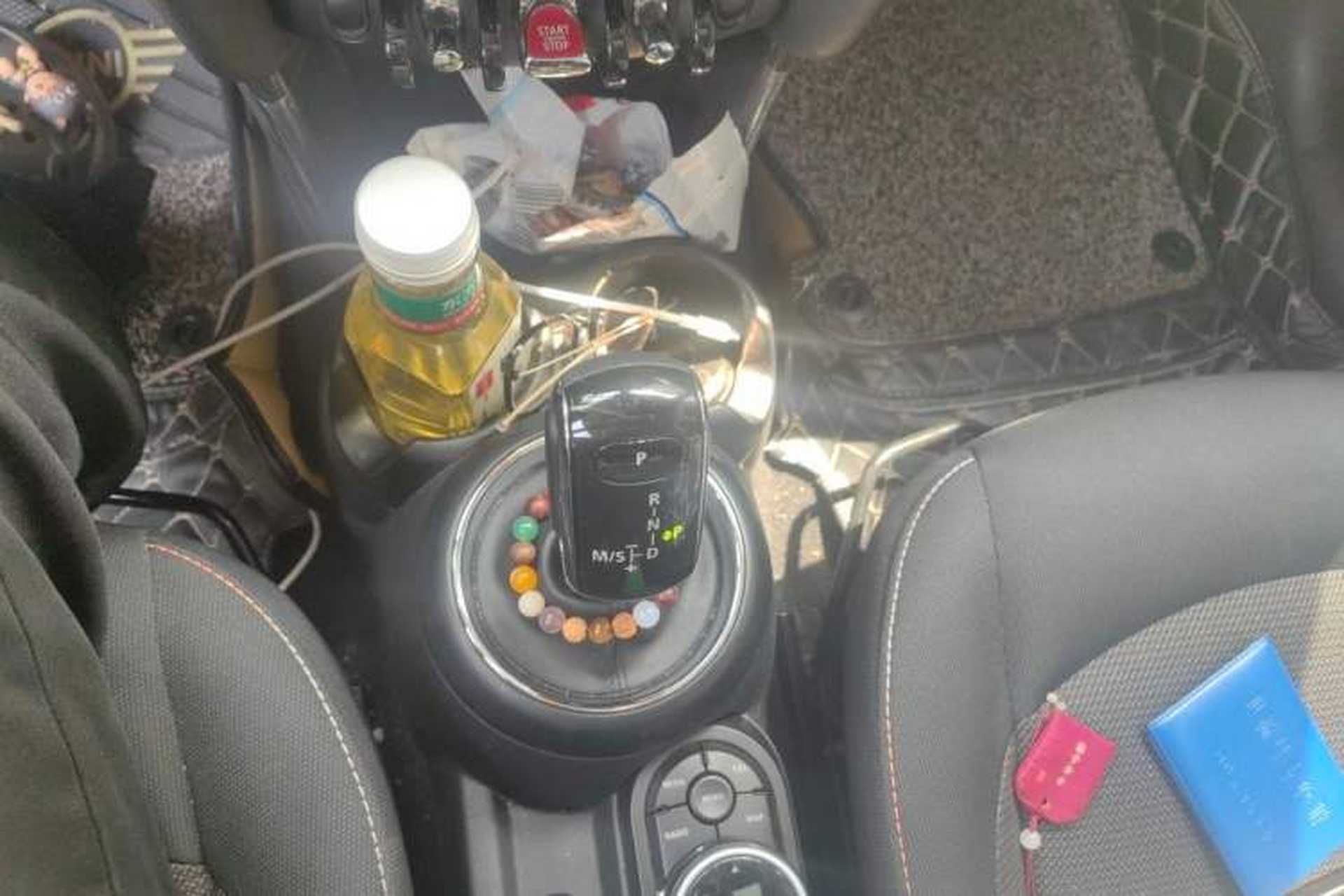 Used MINI 2018 1.5T ONE PLUS Gear Lever