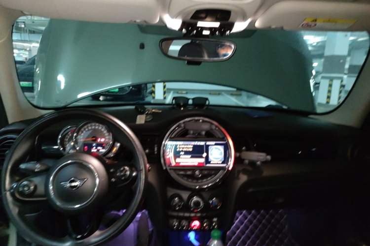 Used MINI 2018 1.5T COOPER Classic Edition Five-Door Version Headliner