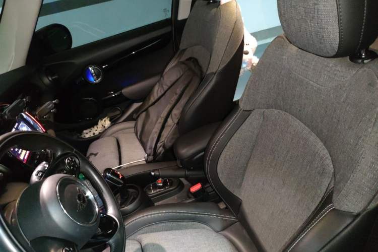 Used MINI 2018 1.5T COOPER Classic Edition Five-Door Version Left Front Seat