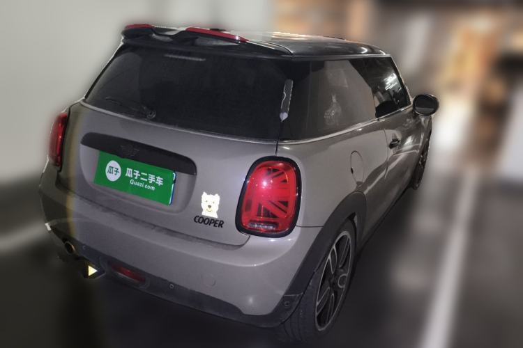 Used MINI 2018 1.5T COOPER Classic Edition Rear Right 45 Deg