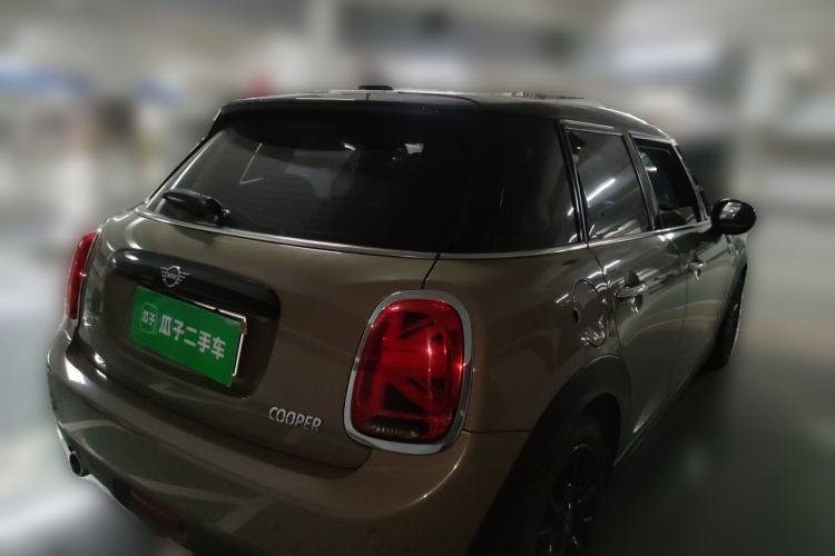 Used MINI 2018 1.5T COOPER Classic Edition Five-Door Version Rear Right 45 Deg