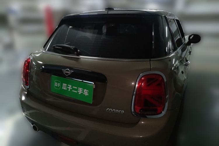 Used MINI 2018 1.5T COOPER Classic Edition Five-Door Version Rear
