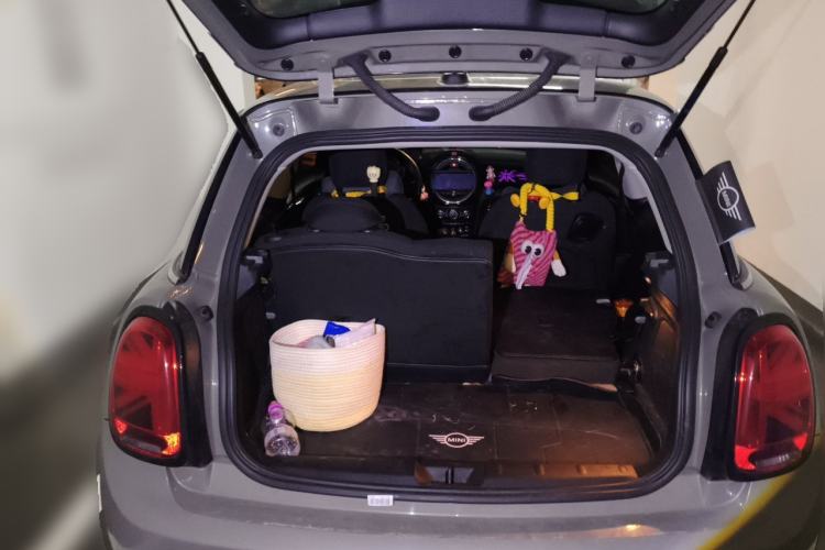 Used MINI 2018 1.5T COOPER Classic Edition Trunk