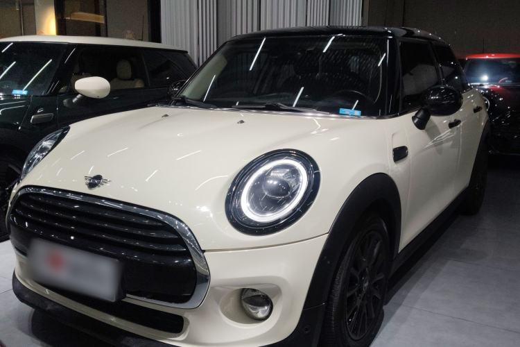 Used MINI 2018 1.5T COOPER Classic Edition Five-Door Version Guazi used car, China used car export, Used car for sale, Used cars, Cheapest cars for sale