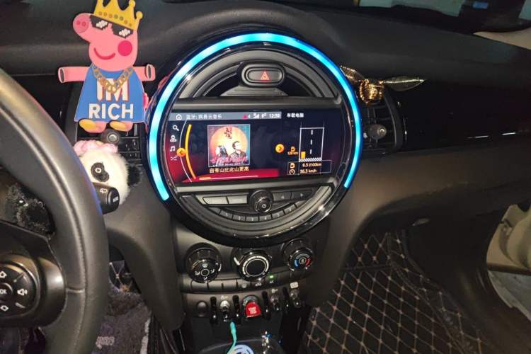 Used MINI 2018 1.5T COOPER Classic Edition Audio And AC Panel