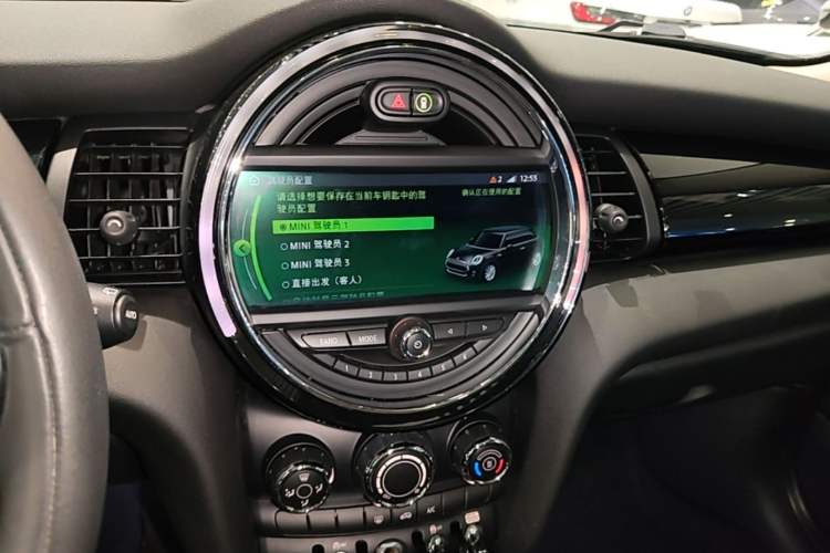 Used MINI 2018 1.5T COOPER Classic Edition Audio And AC Panel
