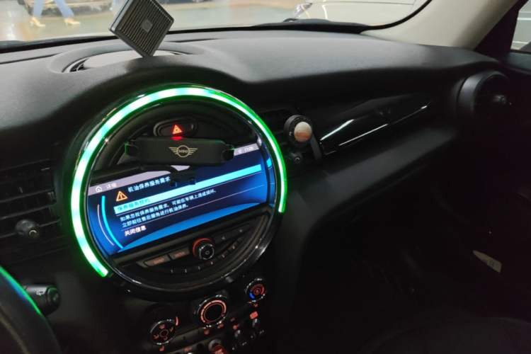 Used MINI 2018 1.5T COOPER Classic Edition Audio And AC Panel