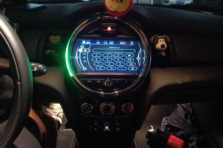 Used MINI 2018 1.5T ONE Audio And AC Panel