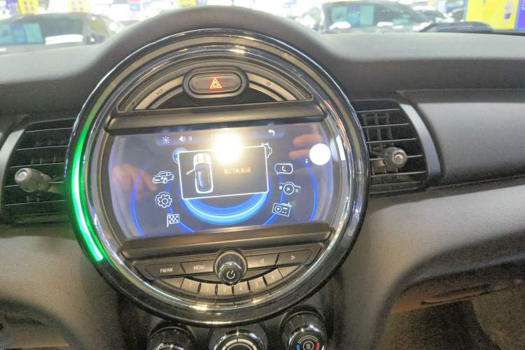 Used MINI 2018 1.5T ONE PLUS Audio And AC Panel