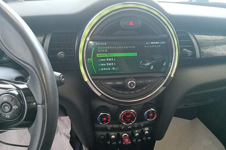 Used MINI 2018 1.5T COOPER Artist Audio And AC Panel