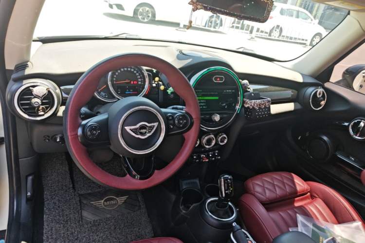 Used MINI 2018 1.5T COOPER Classic Edition Center Console