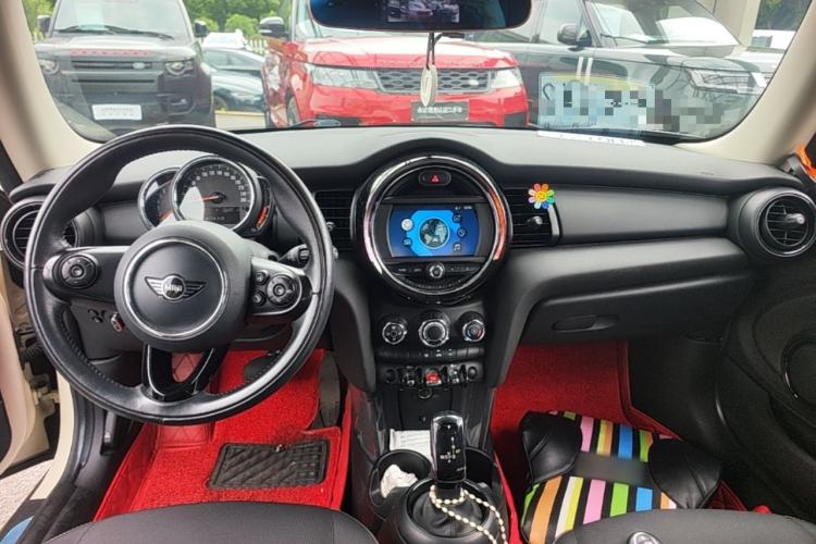 Used MINI 2018 1.5T ONE Center Console