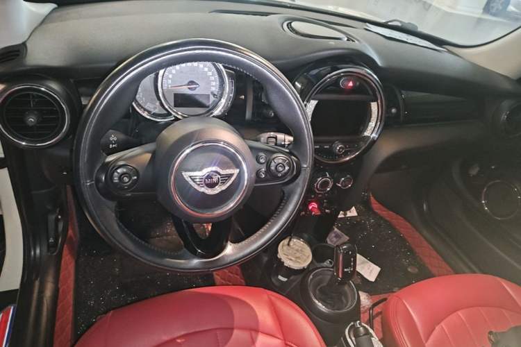 Used MINI 2018 1.5T ONE PLUS Center Console
